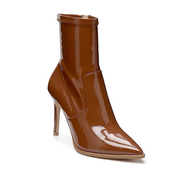 Steve Madden Elwyn Ankle Bootie - Picture 1 of 17